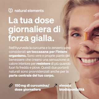Una donna sorridente tiene una capsula gialla all'occhio; il testo italiano descrive i benefici quotidiani degli integratori di curcumina e zenzero per il benessere generale e il rafforzamento del corpo.