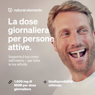 Ein lächelnder Mann hält eine Nahrungsergänzungskapsel zwischen seinen Zähnen; der Text zeigt 1.600 mg MSM mit optimaler Bioverfügbarkeit für aktive Menschen.