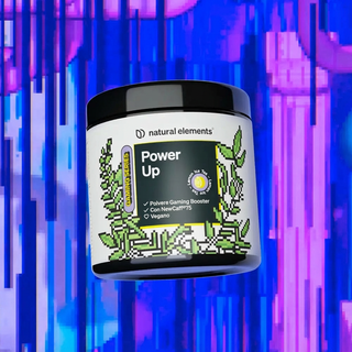 Eine Dose "Power Up"-Gaming-Booster-Pulver von Natural Elements.