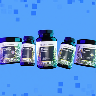 Fünf Ergänzungsflaschen mit den Bezeichnungen Hydration Recharge, Focus Mode, Mental Reload, Quick Start und Power Up heben die natürlichen Elemente hervor.