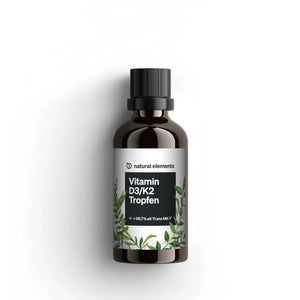 Una bottiglia di gocce NATURAL ELEMENTS Vitamina D3/K2 su sfondo bianco, che migliora il metabolismo del calcio grazie alla forte sinergia di Vitamina D3 e Vitamina K2.
